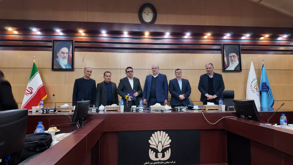 Rewrite the following title to make it more engaging, SEO-friendly, and unique while maintaining a formal tone and the core meaning of the original. Avoid clickbait and ensure clarity. نشست مشترک انجمن برگزارکنندگان نمایشگاهها با سازمان توسعه تجارت و شرکت سهامی نمایشگاهها بینالمللی+ گزارش تصویری 1767074441 769 Rewrite the following title to make it more engaging SEO friendly